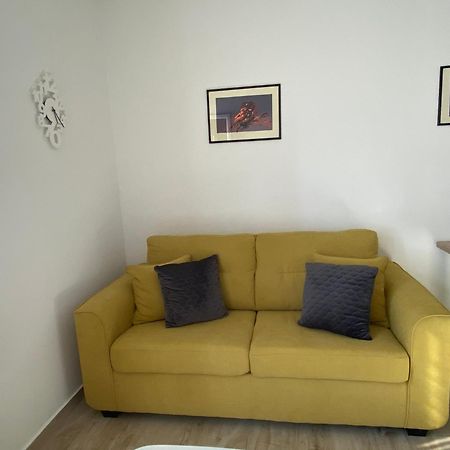 Apartments Carpe Diem Primošten Zimmer foto